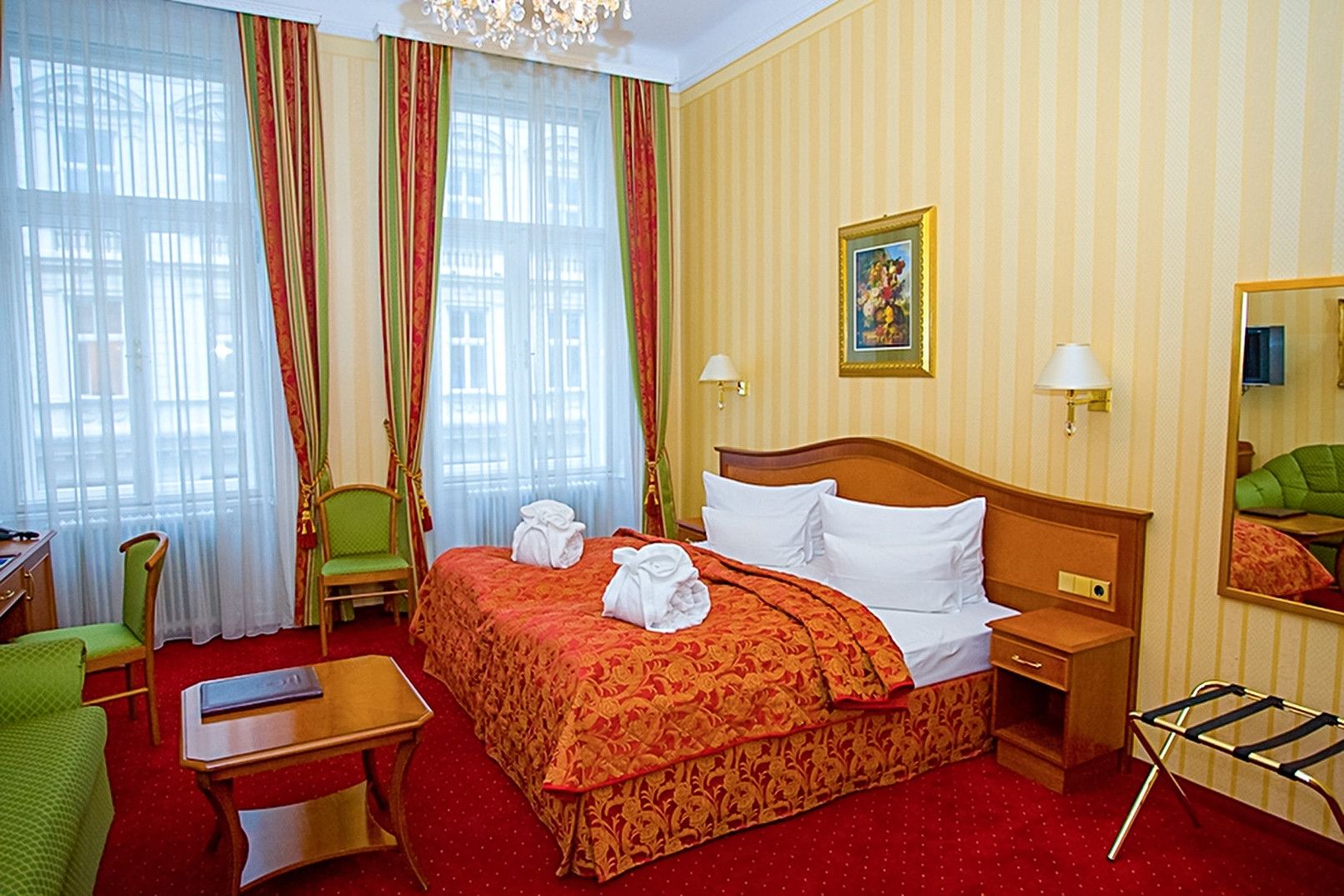 Opera I Self Check In 4* Vienna